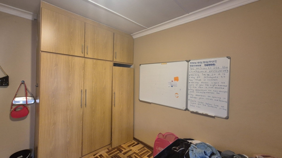 7 Bedroom Property for Sale in Universitas Free State